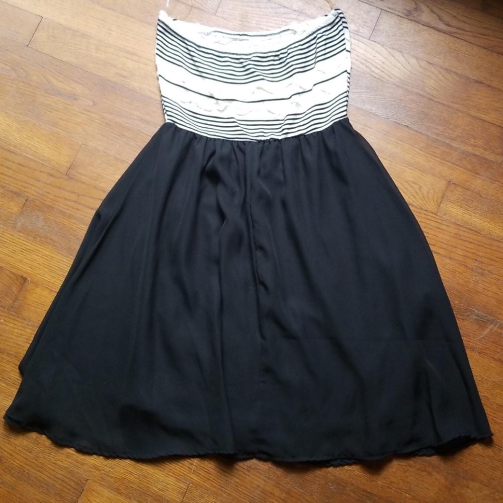 LASTStrapless dress or cover up with chiffon skirt - Picture 3 of 3